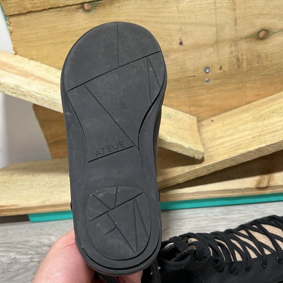 A7EIJE Black Genuine Leather lace up sandals size 7.5 - Picture 8 of 9